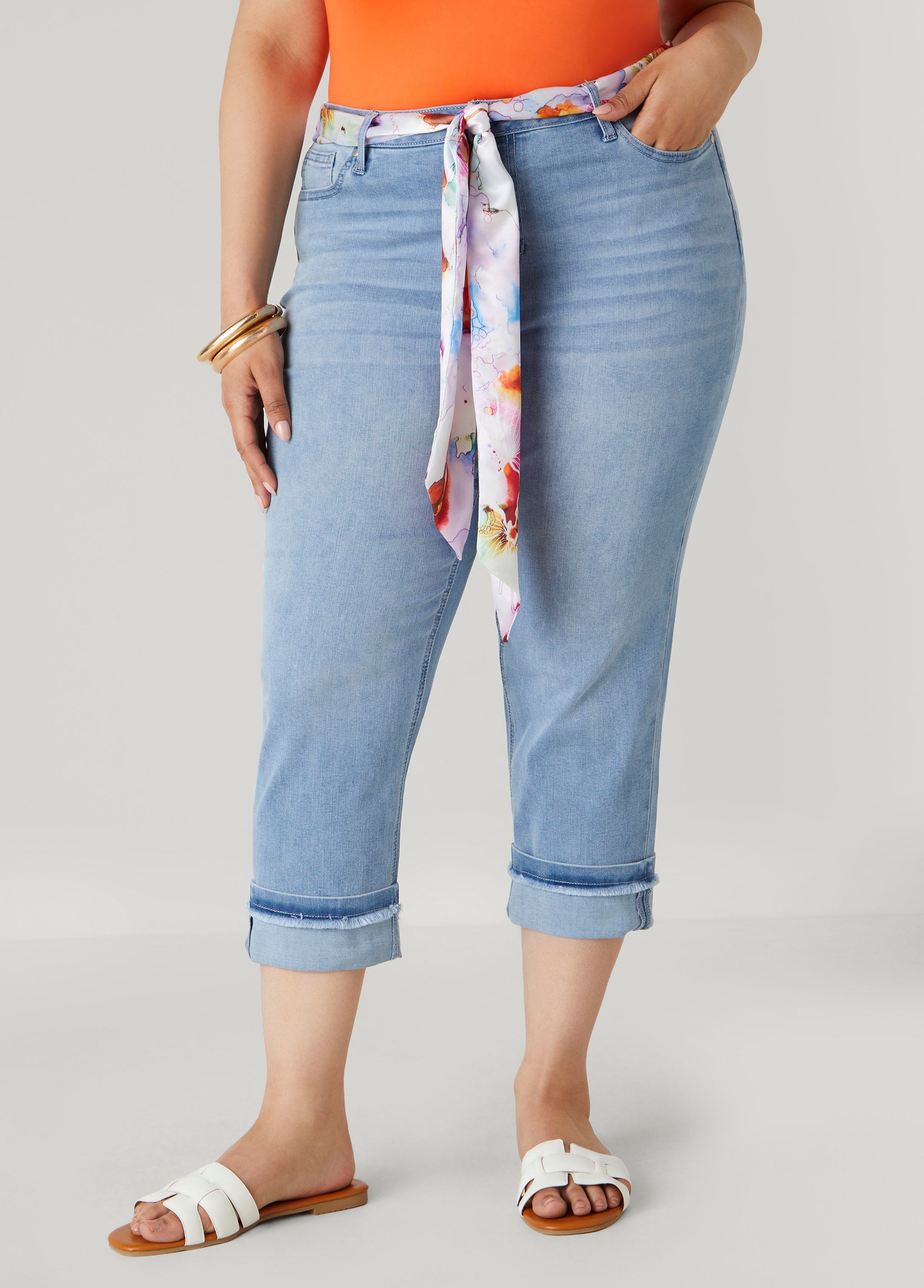 Plus Size Scarf Belt Denim Capris