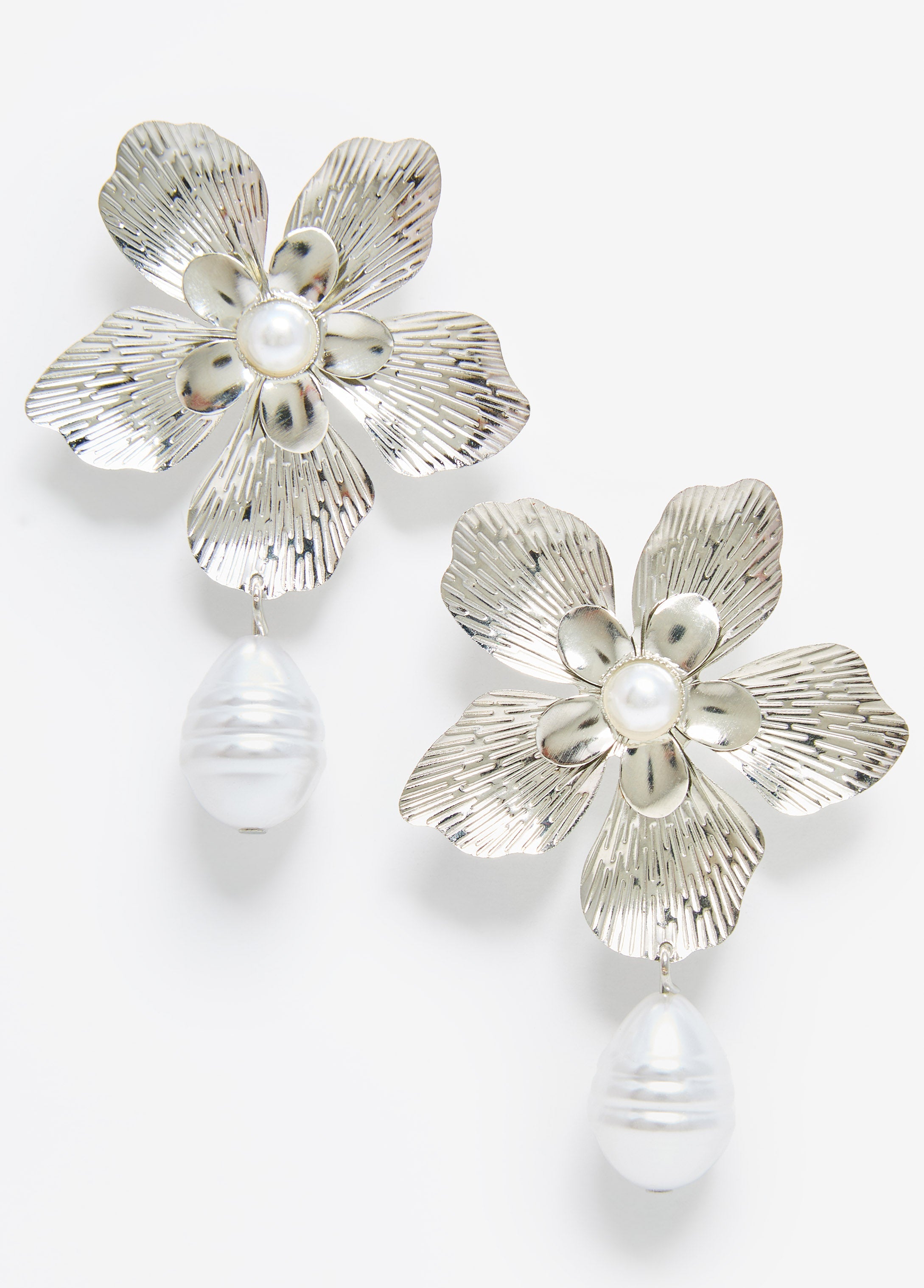 Textured Silver Tone Flower Earrings