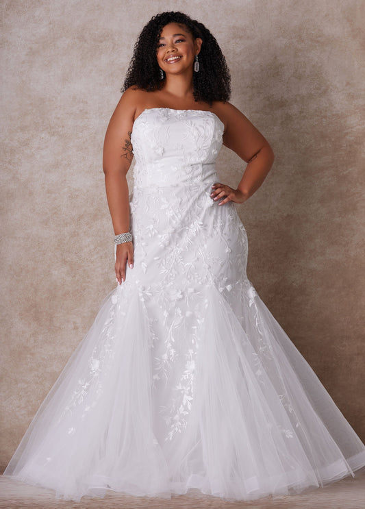 Plus Size Princess Wedding Gown Strapless White Mermaid Bridal Gown	